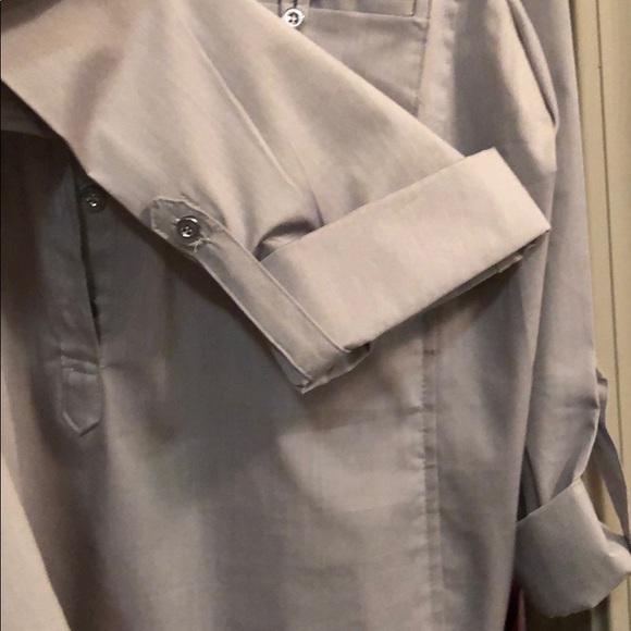 Blouse (button down) - Picture 4 of 6